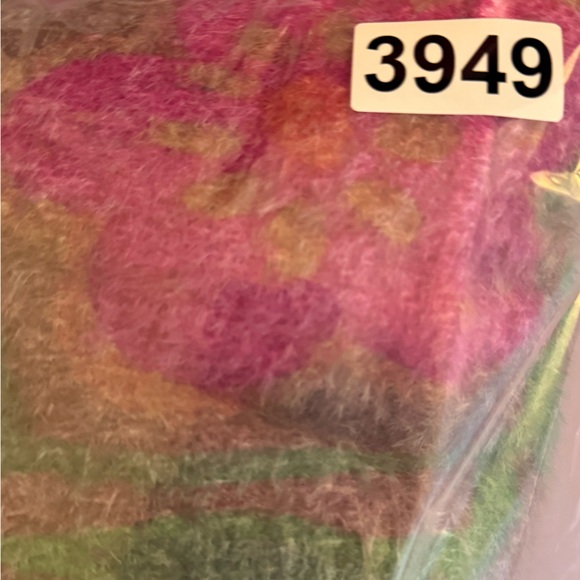 Natural Life Cashmere Like Pullover Floral Sweater - Picture 6 of 6